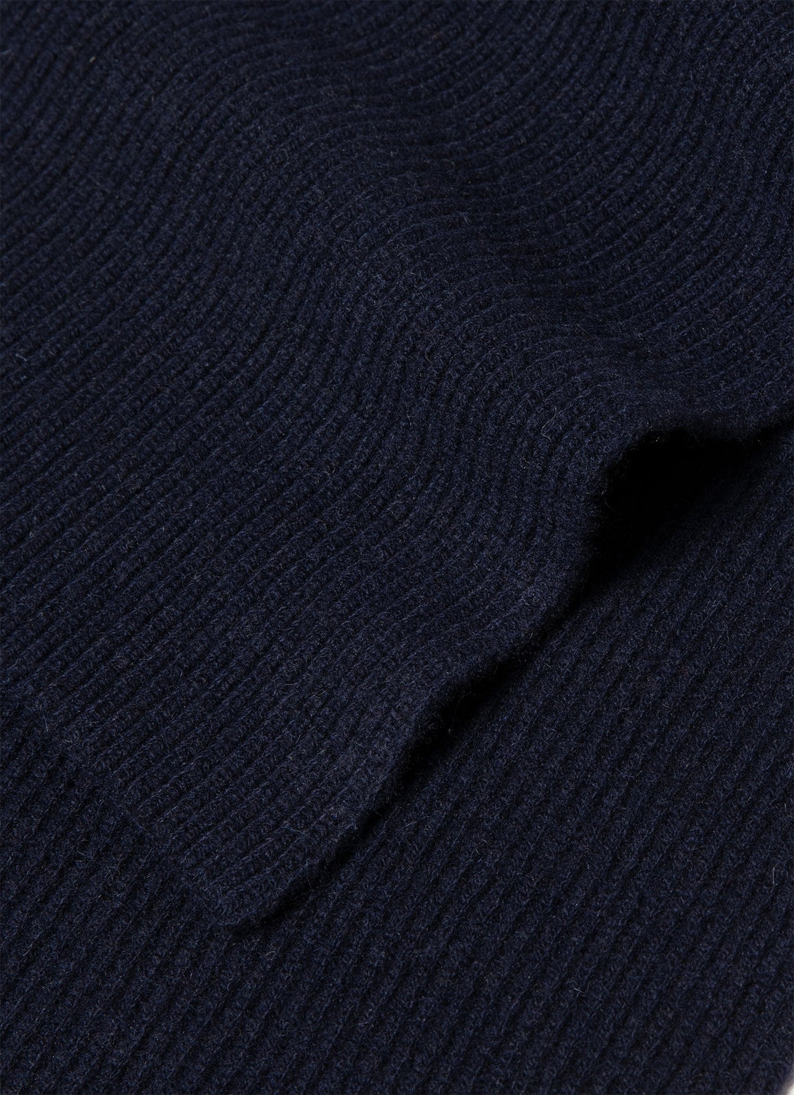 Cashmere Ribbed Scarf in Navy