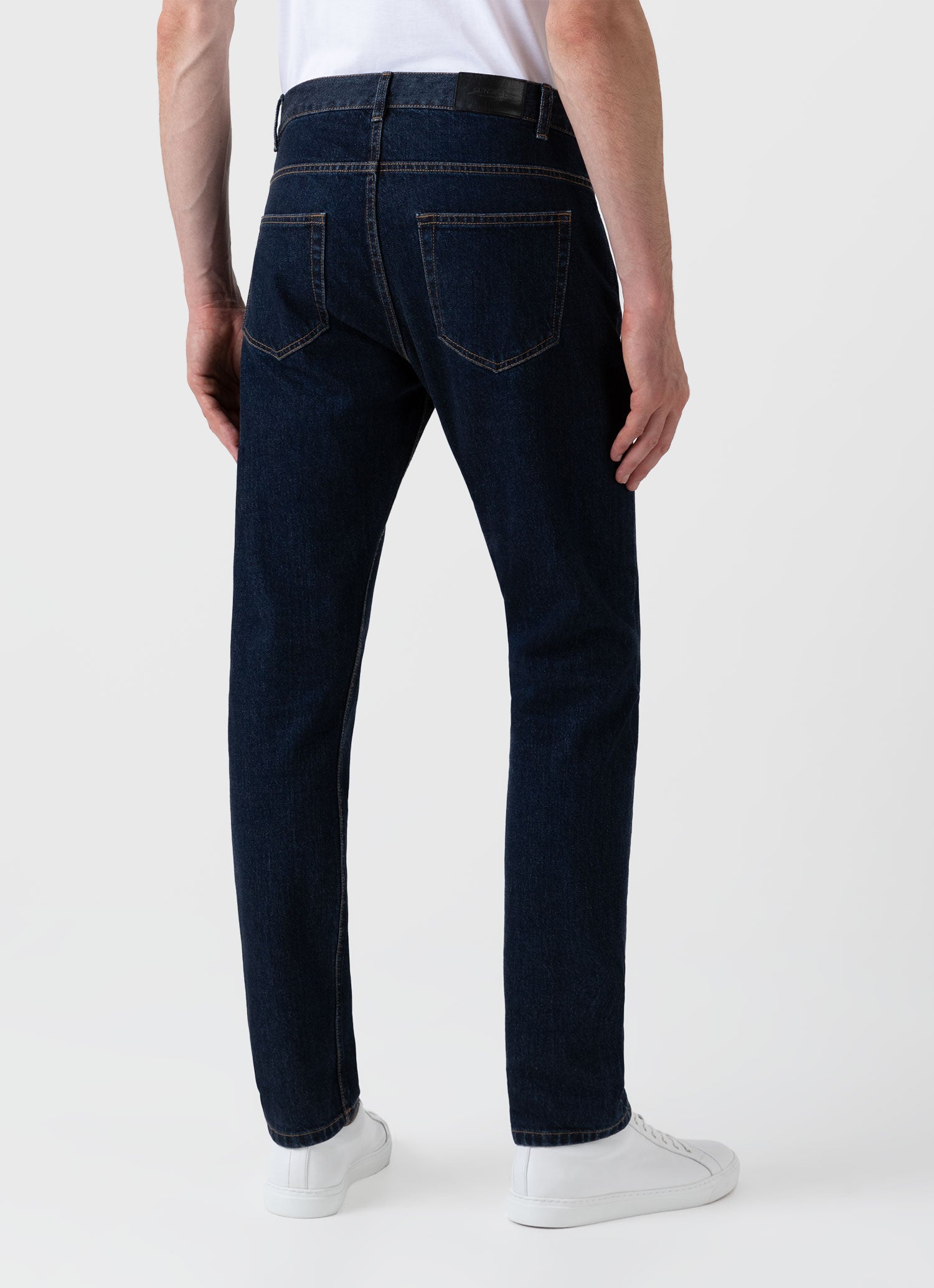 Men's Regular Fit Jean in Denim Rinse Wash