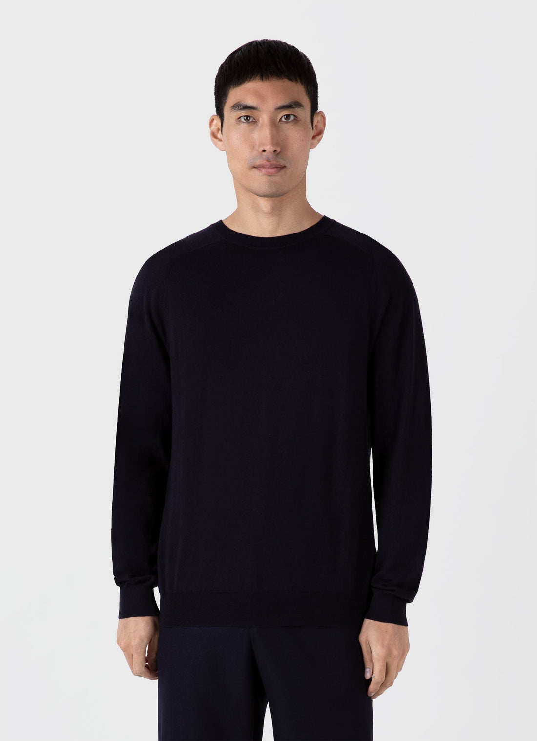 Men's Sea Island Cashmere Crew Neck Jumper in Midnight Navy