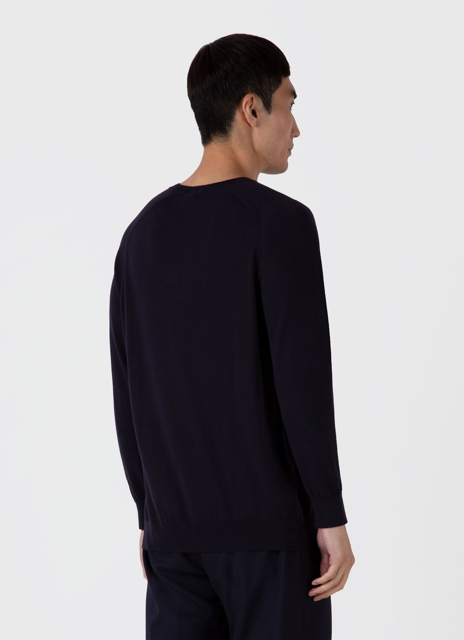 Men's Sea Island Cashmere Crew Neck Jumper in Midnight Navy