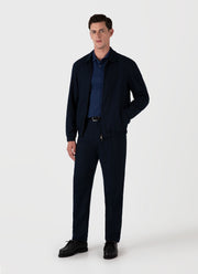 Men's Cotton Raffia Pleat Trouser in Navy