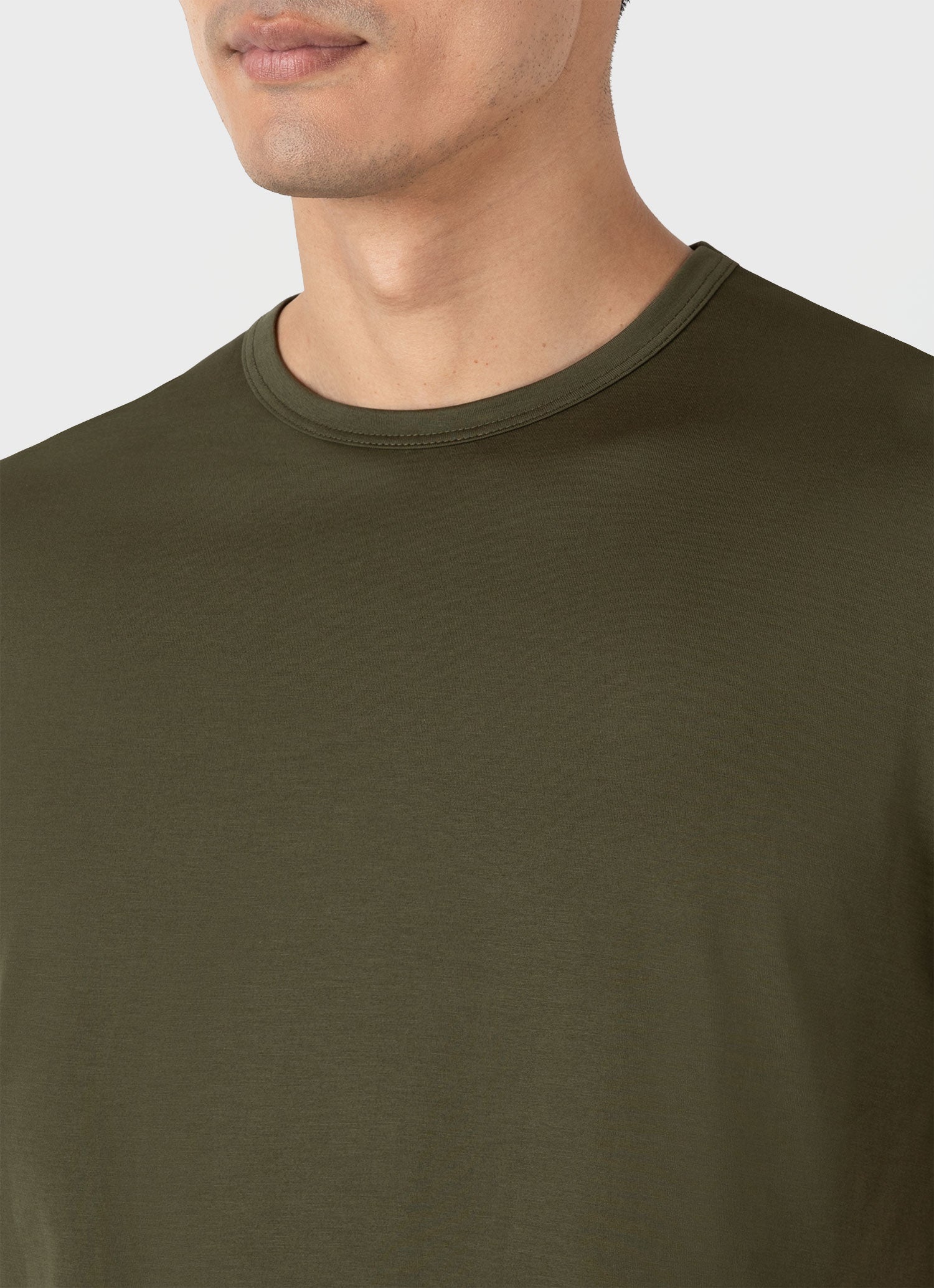 Men's Classic T-shirt in Pine Green