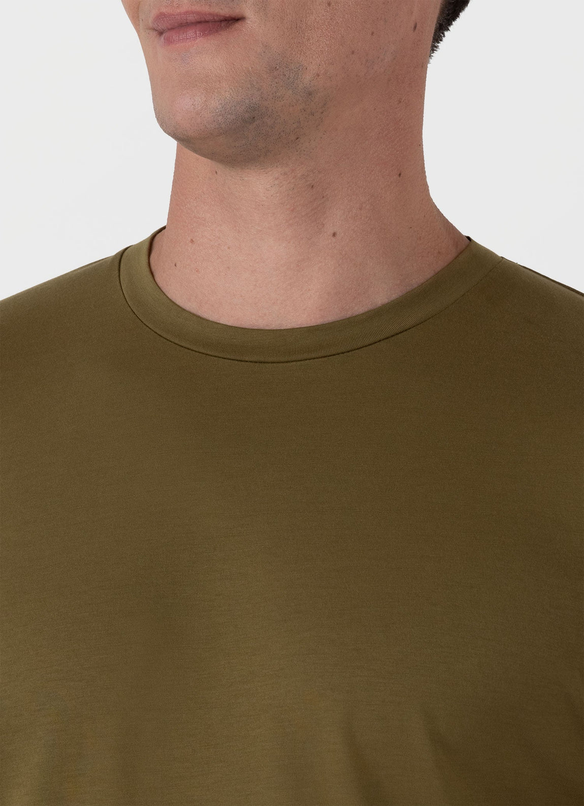 Men's Riviera Midweight T-shirt in Olive Green