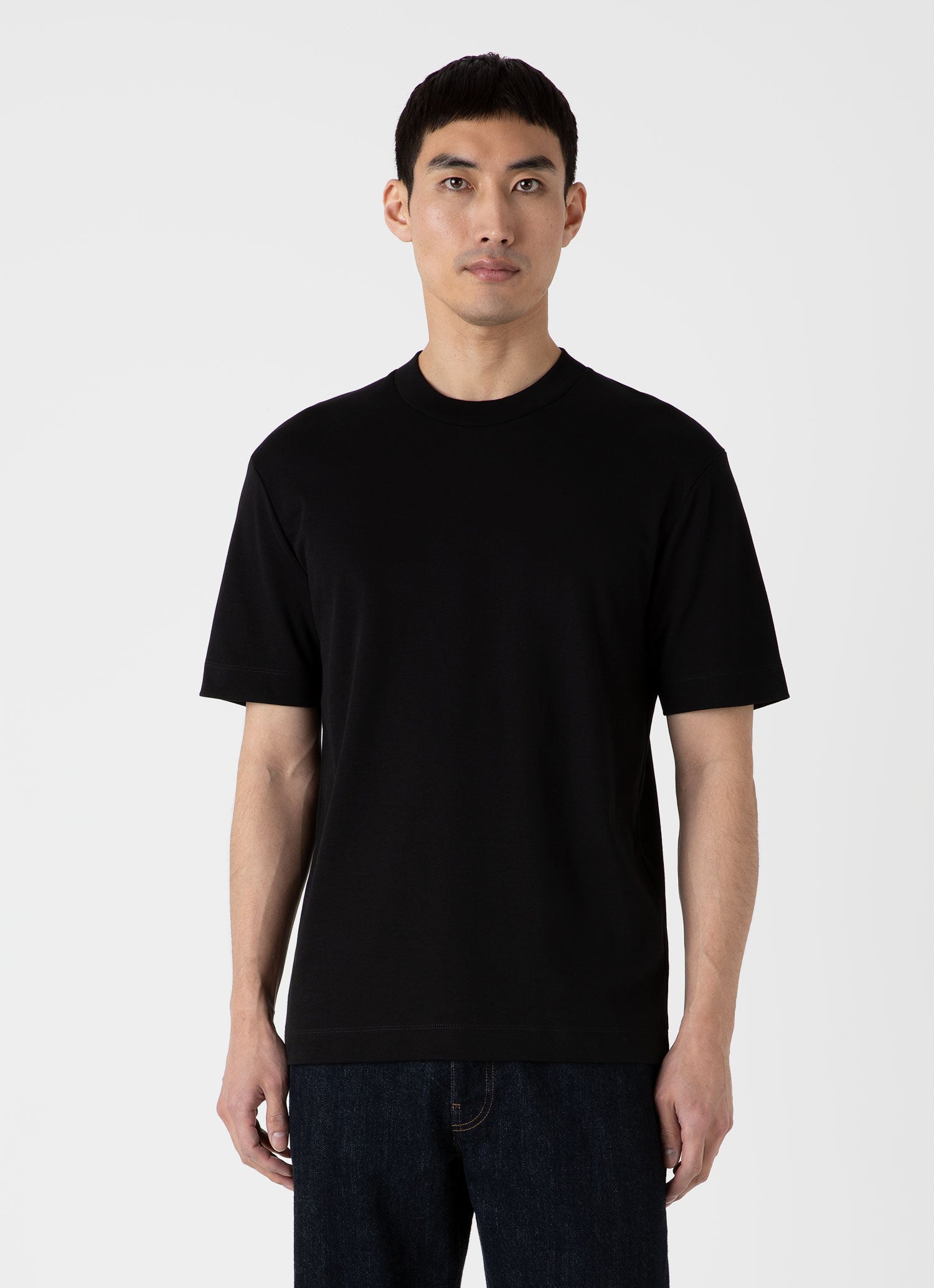 Men's Relaxed Fit Heavyweight T-shirt in Black