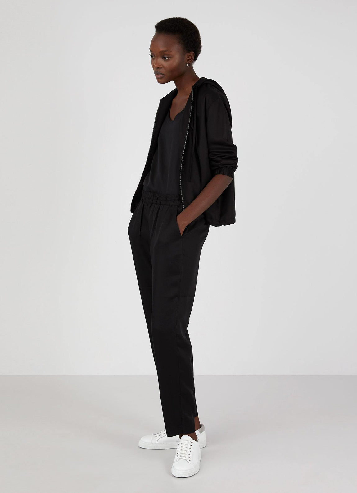 Women's Tencel Jacket in Black