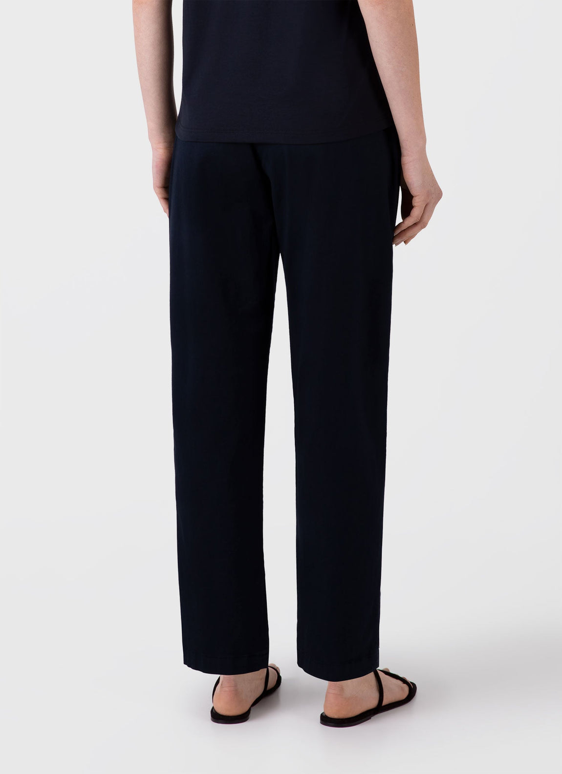 Women's Pleated Chino in Midnight Navy